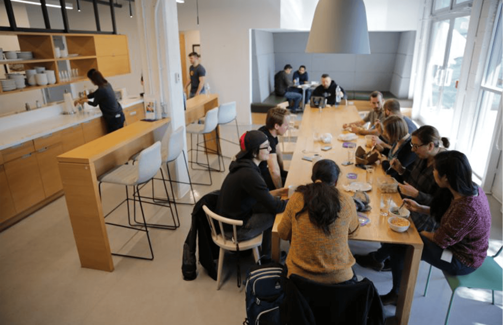 NOUS RECONNAISSONS LES PROPRIÉTAIRES TRADITIONNELS ET LES GARDIENS DES TERRES OÙ DNEG OPÈRE.